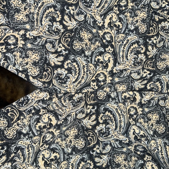 Talbots Paisley Capris - Black and Cream - Picture 6 of 11